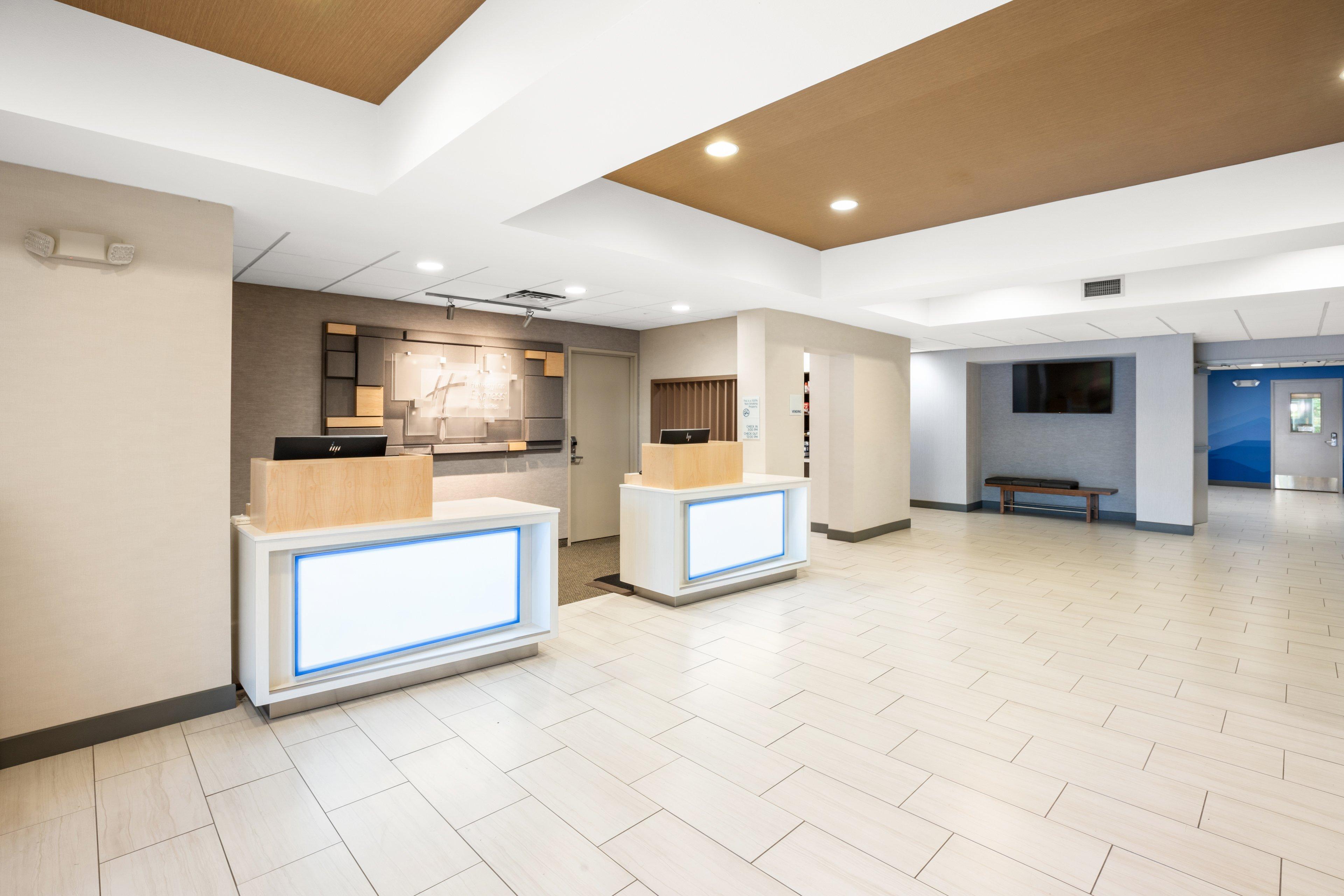 Holiday Inn Express Hotel & Suites Marysville By Ihg Buitenkant foto