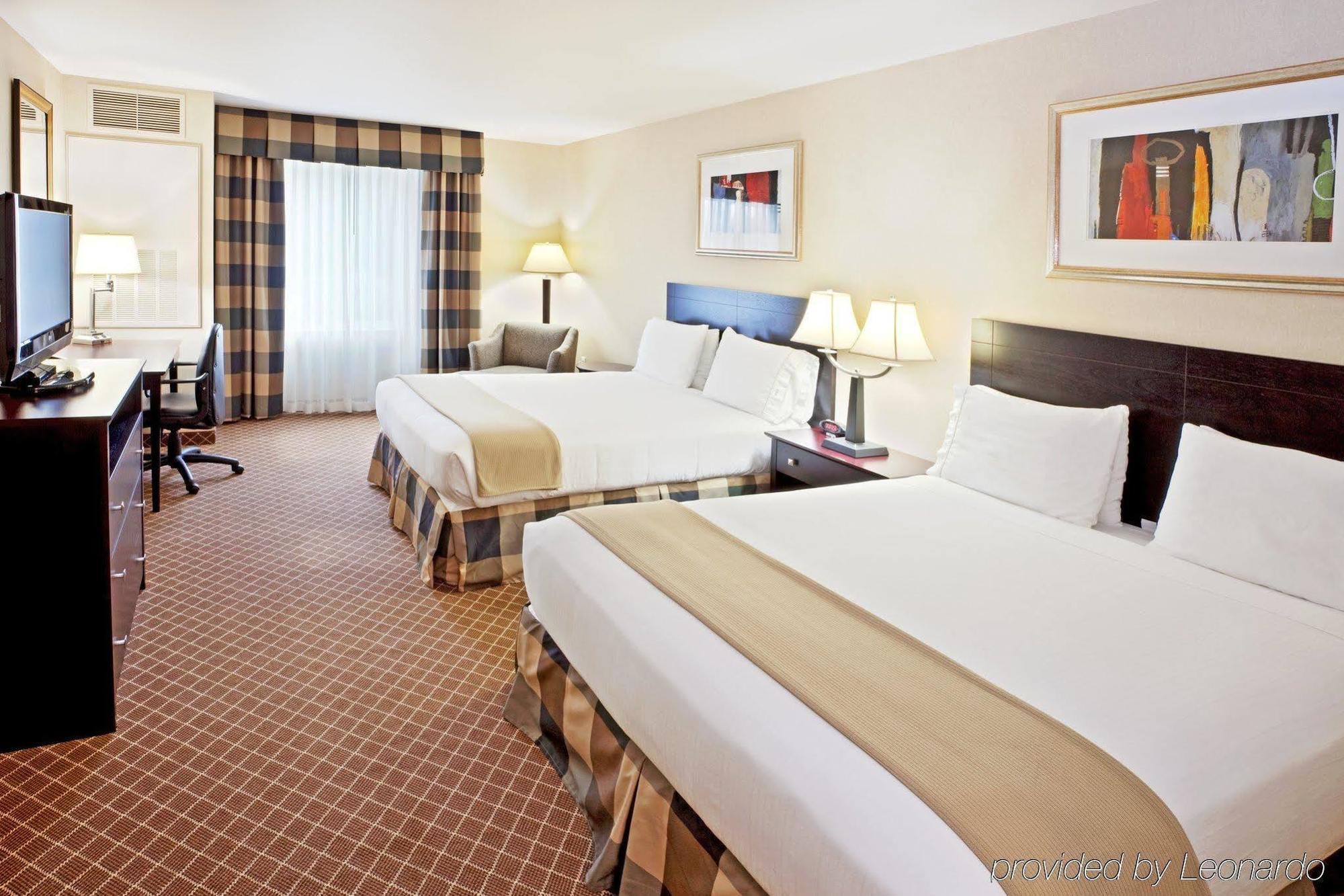 Holiday Inn Express Hotel & Suites Marysville By Ihg Kamer foto